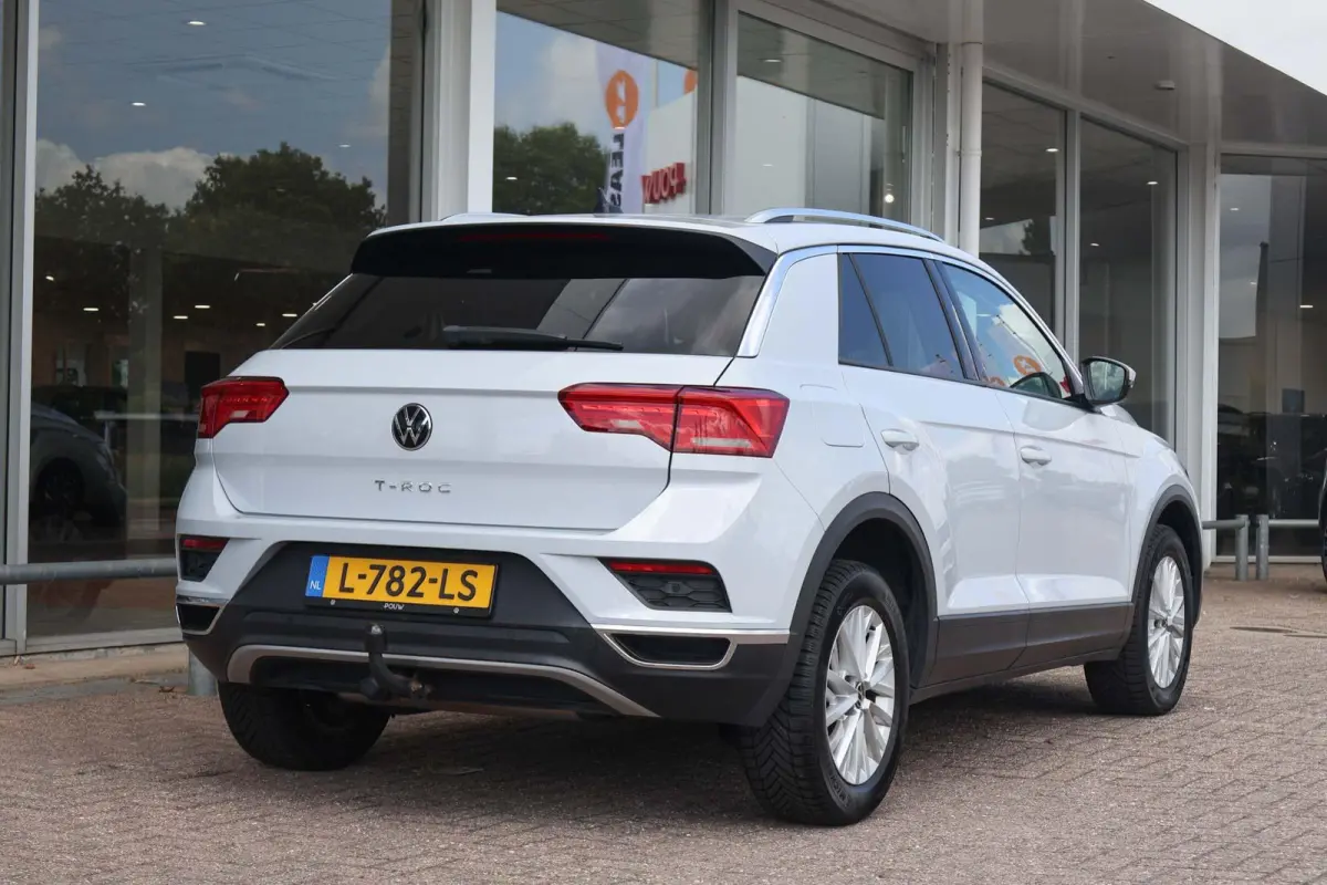 1.0 TSI 110pk Style | Trekhaak | Adaptive Cruise | PDC | Carplay | Navigatie