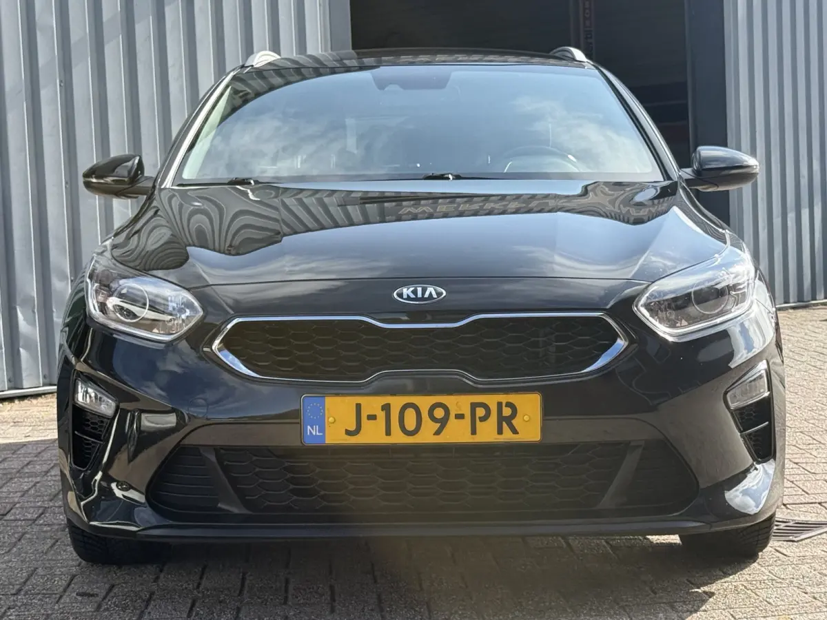 1.0 T-GDi DynamicLine | TREKHAAK | NAVI | CRUISE | CARPLAY |