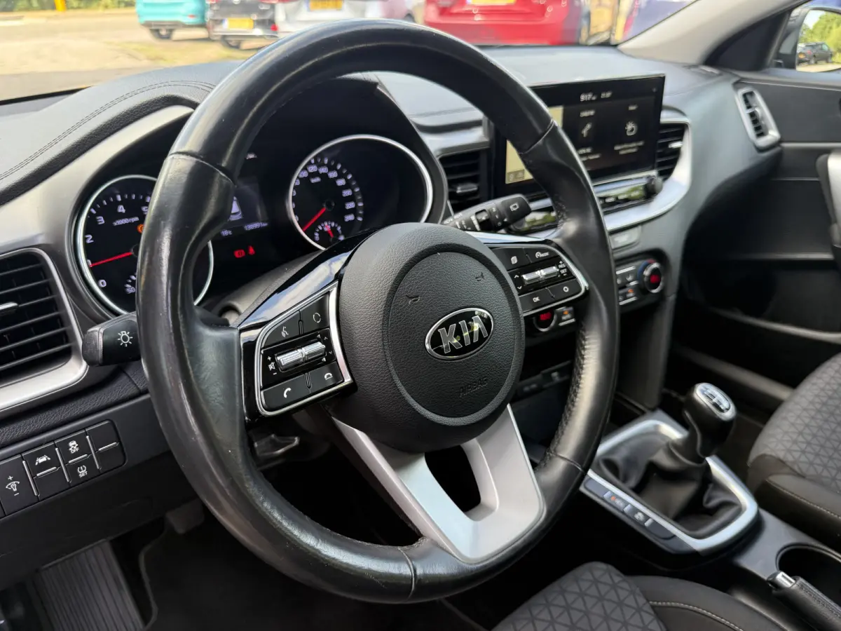 1.0 T-GDi DynamicLine | TREKHAAK | NAVI | CRUISE | CARPLAY |
