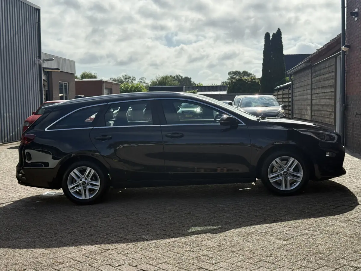 1.0 T-GDi DynamicLine | TREKHAAK | NAVI | CRUISE | CARPLAY |