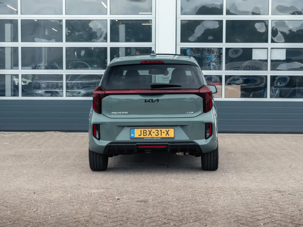 1.0 DPI GT-Line | Automaat | 16" | Navi | Clima | Stoel&Stuur Verw. | PDC | Camera l Zwarte logo's