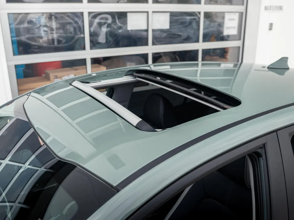 1.0 DPI GT-Line | Automaat | 16" | Navi | Clima | Stoel&Stuur Verw. | PDC | Camera l Zwarte logo's