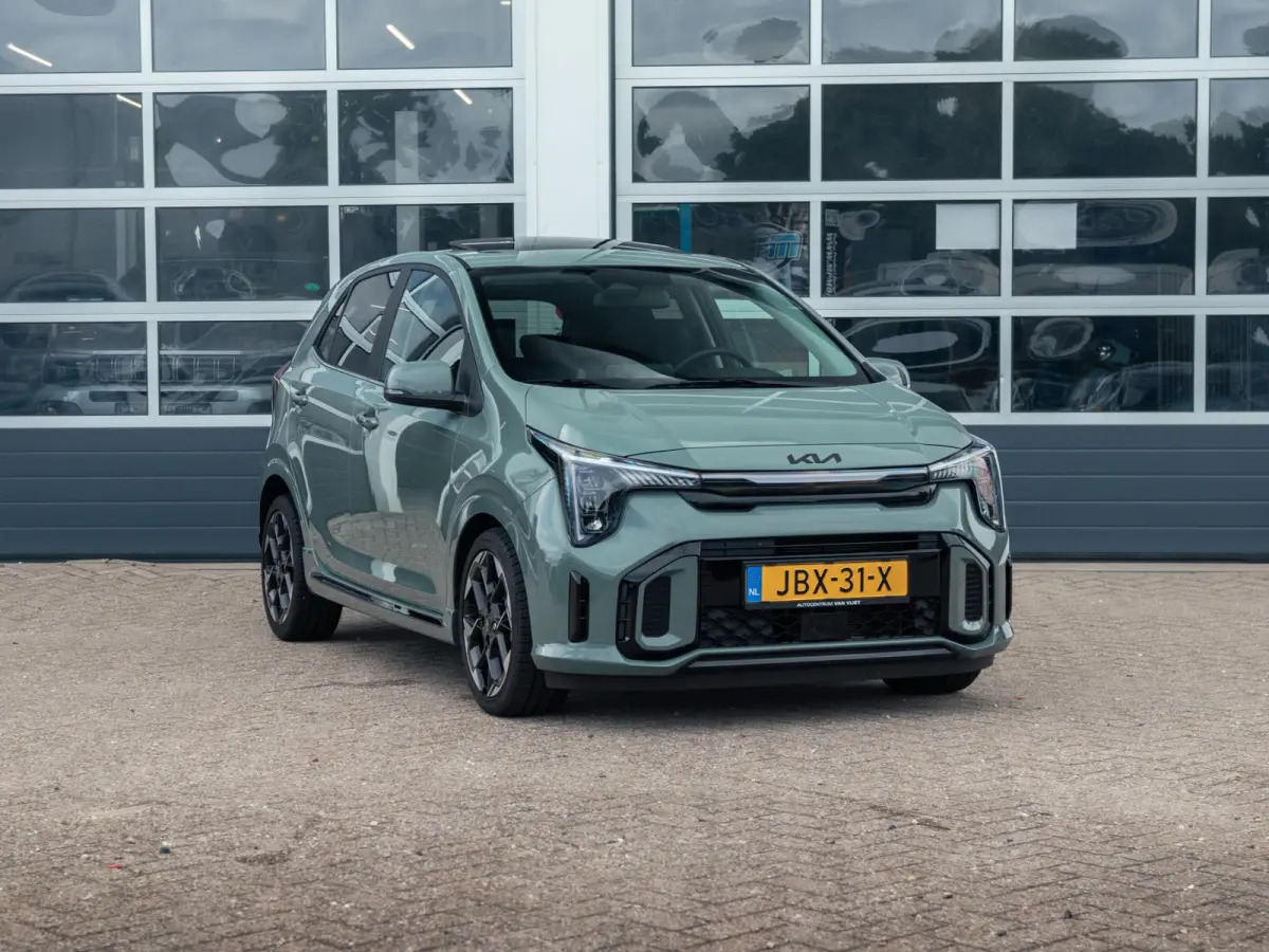 1.0 DPI GT-Line | Automaat | 16" | Navi | Clima | Stoel&Stuur Verw. | PDC | Camera l Zwarte logo's