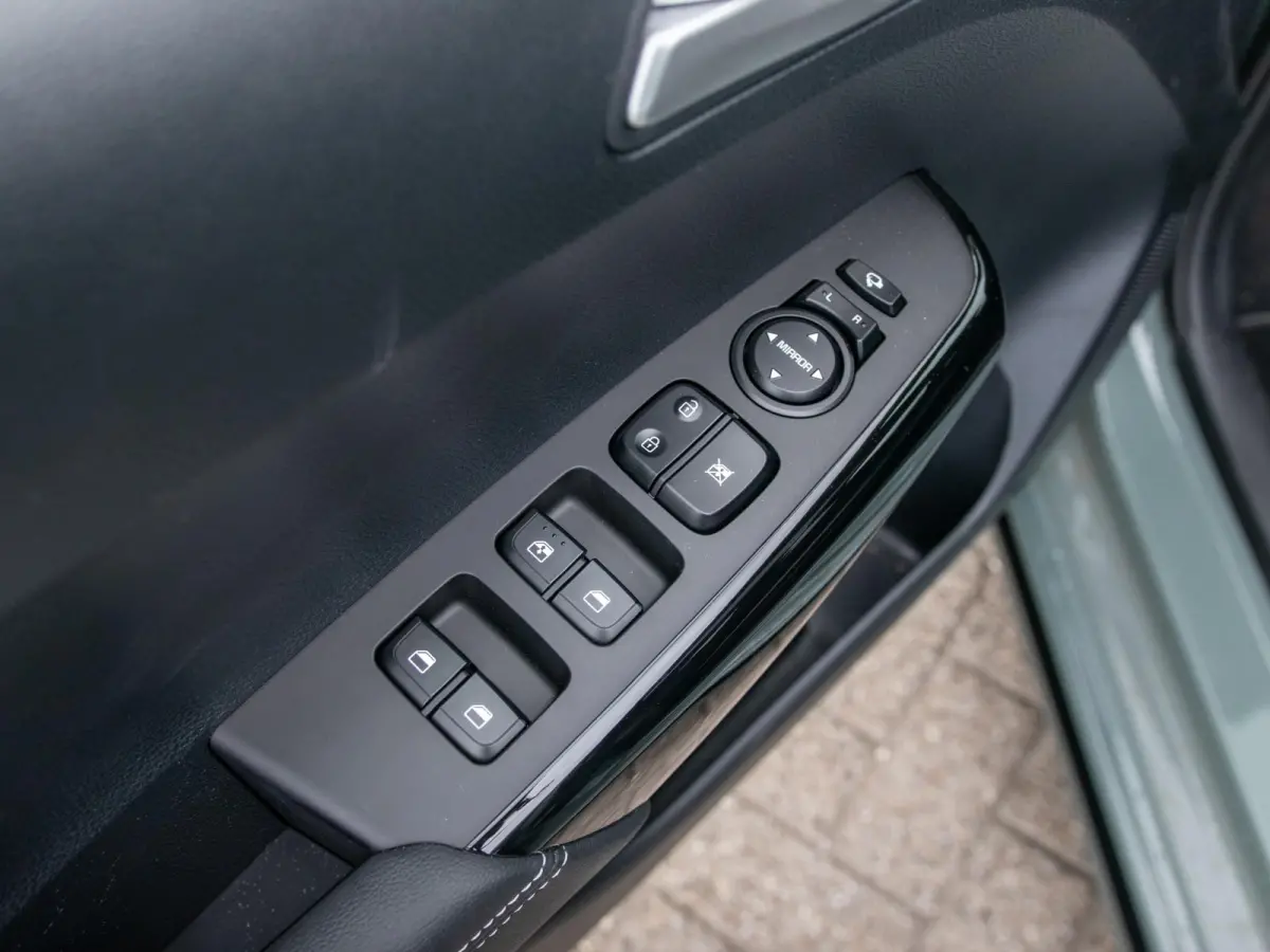 1.0 DPI GT-Line | Automaat | 16" | Navi | Clima | Stoel&Stuur Verw. | PDC | Camera l Zwarte logo's