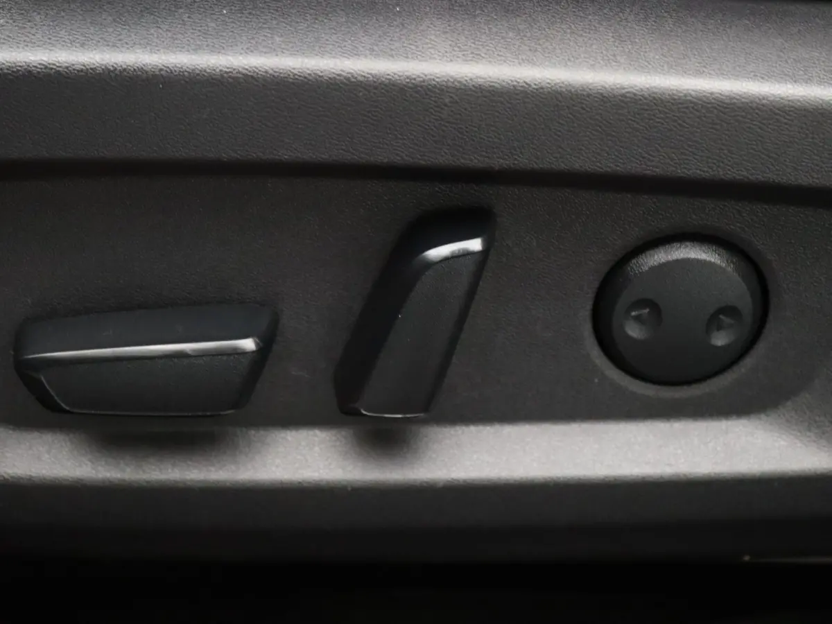 190pk e-Power Tekna Apple Carplay/Android Auto | Panoramadak