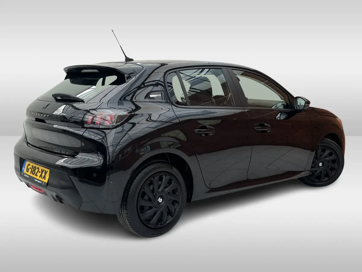 PureTech 75 Black Edition | Carplay/Android Auto | Bluetooth | Navigatie | Parkeersensoren achter | Cruise Control | Airco |