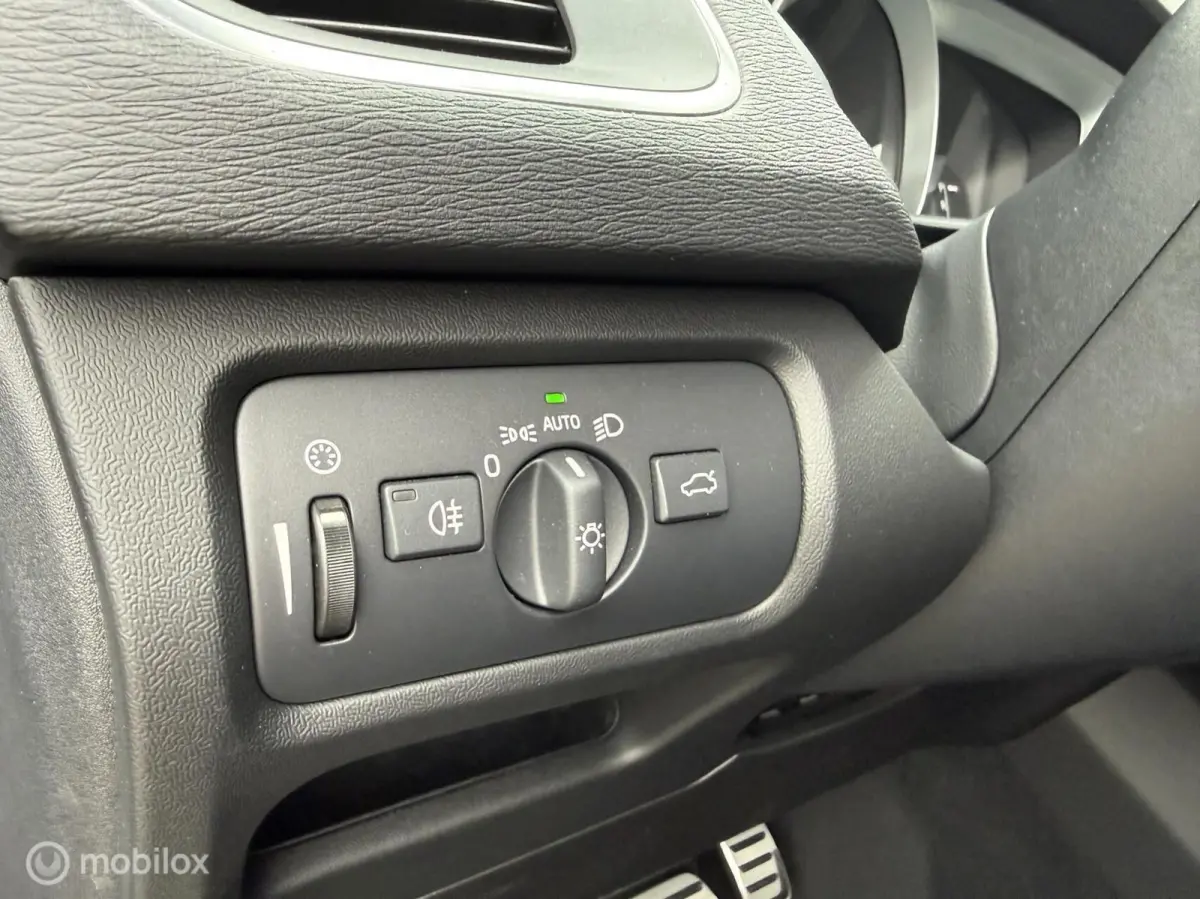 1.5 T3 R-Design Automaat Pano.dak/Harman/Kardon/Winter