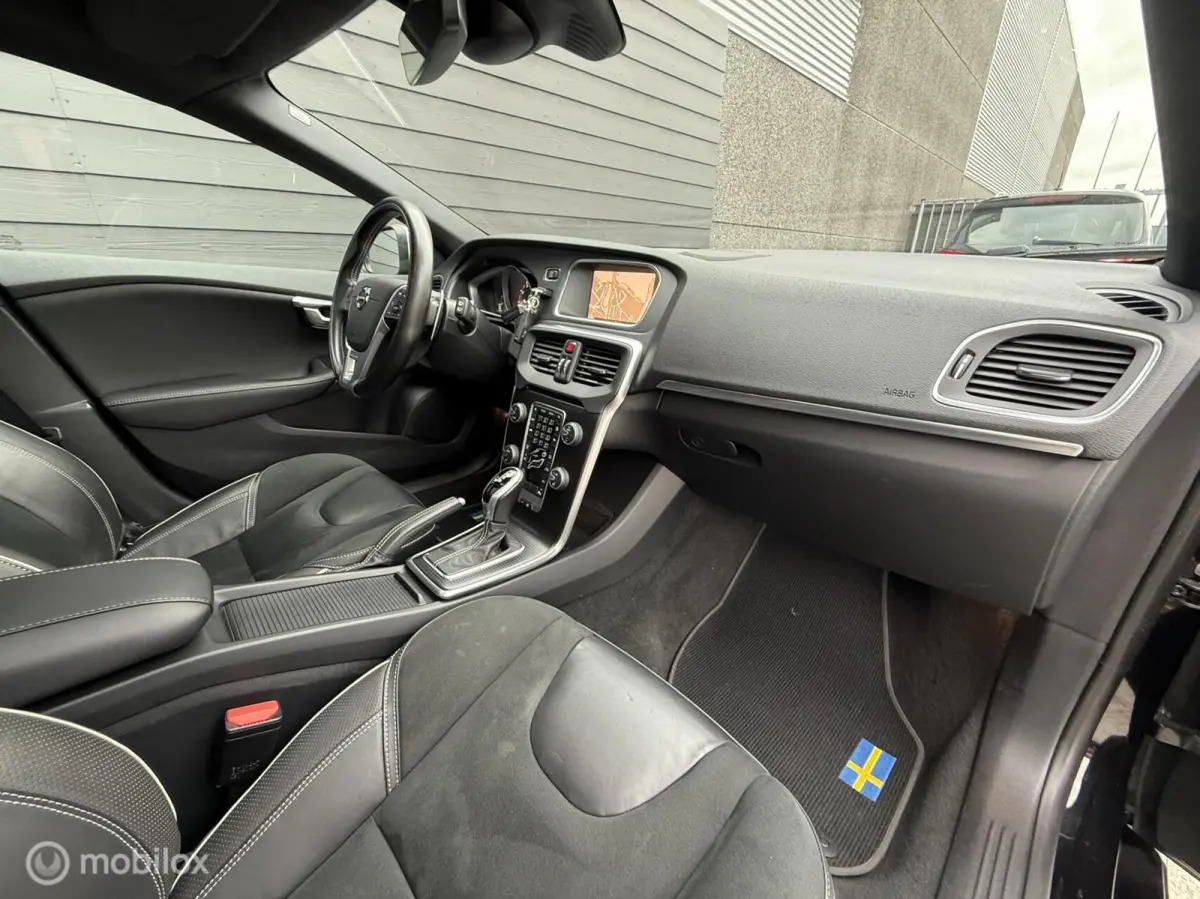 1.5 T3 R-Design Automaat Pano.dak/Harman/Kardon/Winter