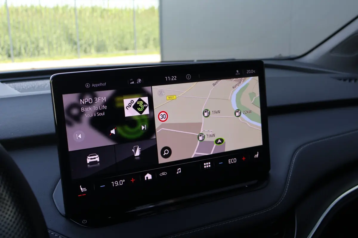 80 Sportline SOH 92% l TREKHAAK l ADAPT.CRUISE l DODE HOEK l MATRIX l LANE l CARPLAY lORG.NL l DEALER OND l NAP l
