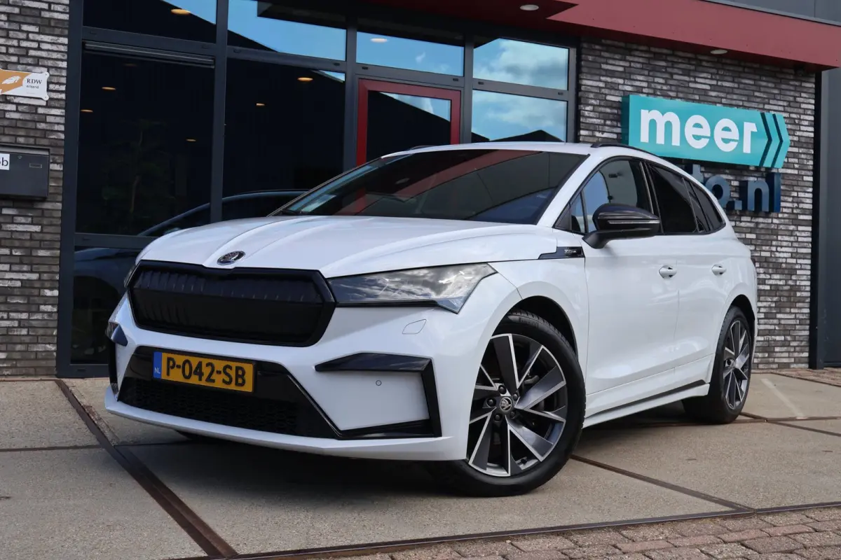 80 Sportline SOH 92% l TREKHAAK l ADAPT.CRUISE l DODE HOEK l MATRIX l LANE l CARPLAY lORG.NL l DEALER OND l NAP l