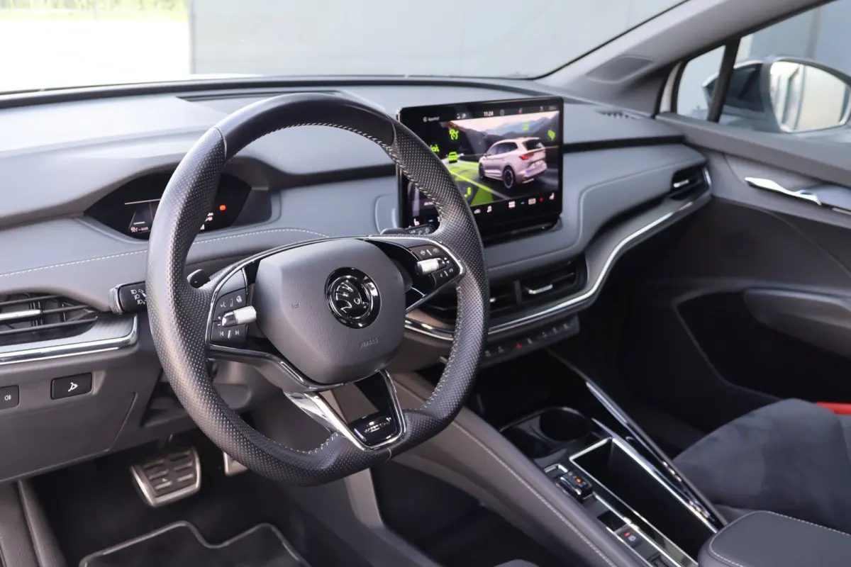 80 Sportline SOH 92% l TREKHAAK l ADAPT.CRUISE l DODE HOEK l MATRIX l LANE l CARPLAY lORG.NL l DEALER OND l NAP l