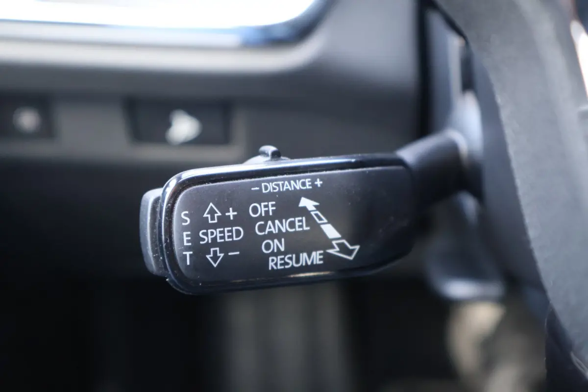 80 Sportline SOH 92% l TREKHAAK l ADAPT.CRUISE l DODE HOEK l MATRIX l LANE l CARPLAY lORG.NL l DEALER OND l NAP l