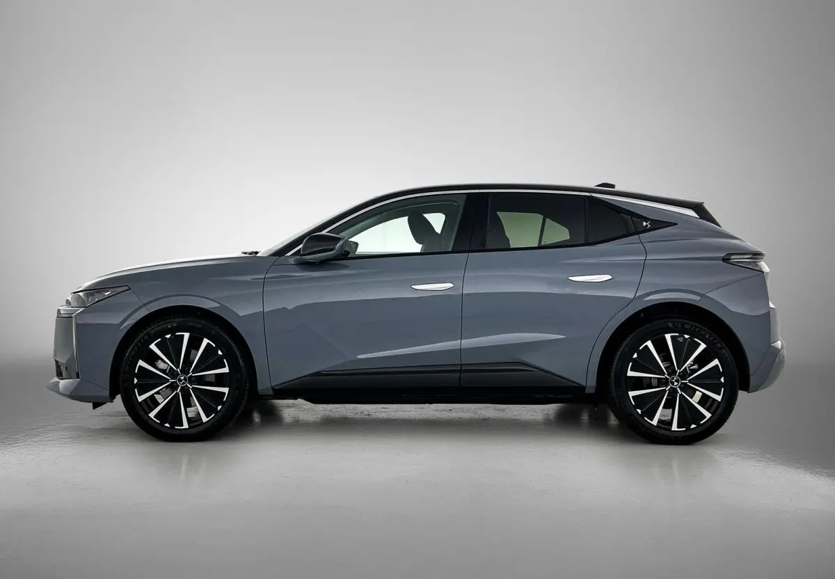 Ligne Business Comfort Pack 58.3 kWh | Automaat | Warmtepomp | Apple carplay | Android auto | Lederen bekleding | Elektrisch bedienbare stoelen | Elektrische achterklep | Lichtmetalen velgen