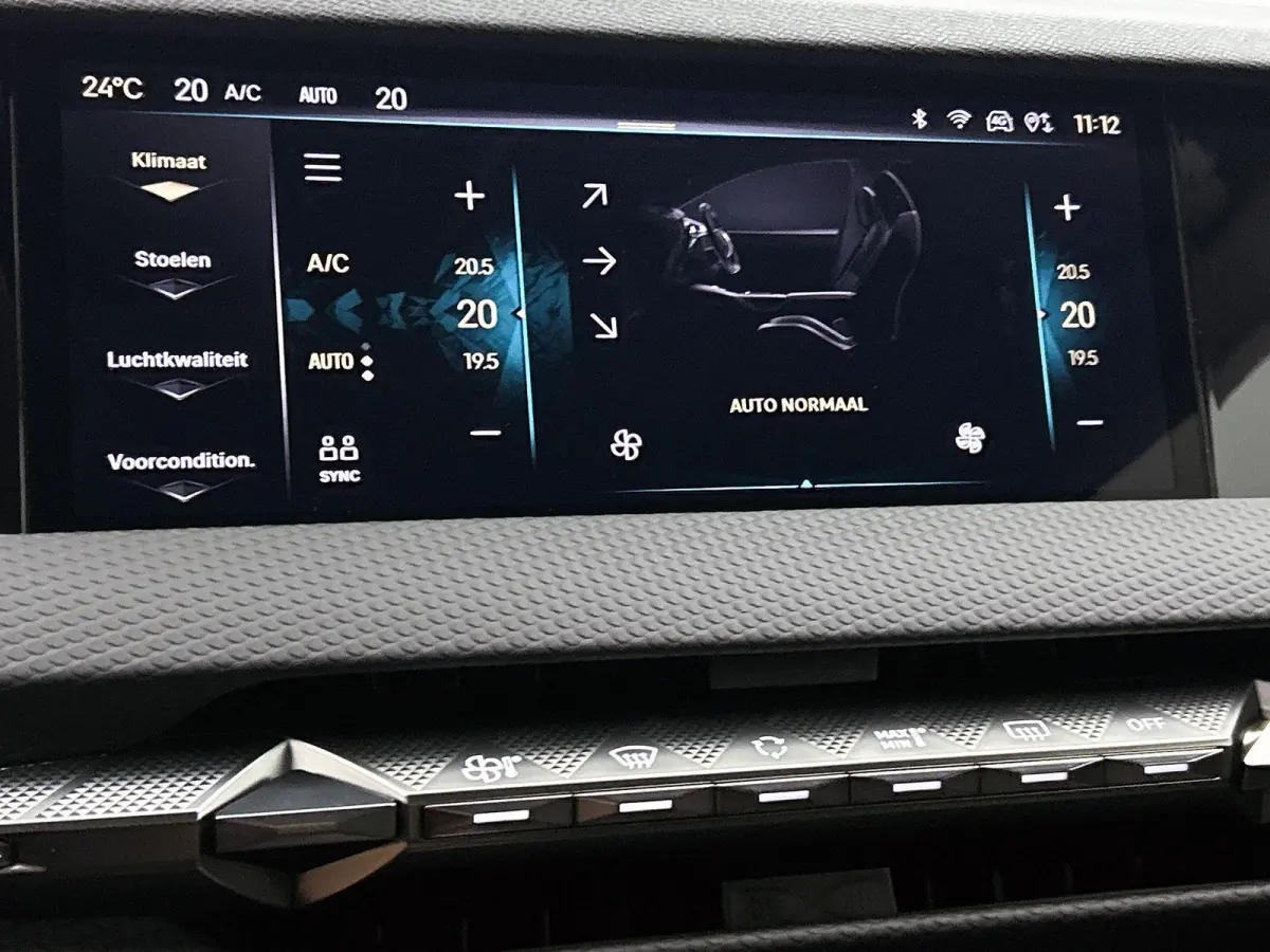 Ligne Business Comfort Pack 58.3 kWh | Automaat | Warmtepomp | Apple carplay | Android auto | Lederen bekleding | Elektrisch bedienbare stoelen | Elektrische achterklep | Lichtmetalen velgen