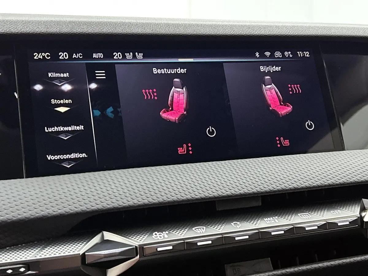 Ligne Business Comfort Pack 58.3 kWh | Automaat | Warmtepomp | Apple carplay | Android auto | Lederen bekleding | Elektrisch bedienbare stoelen | Elektrische achterklep | Lichtmetalen velgen