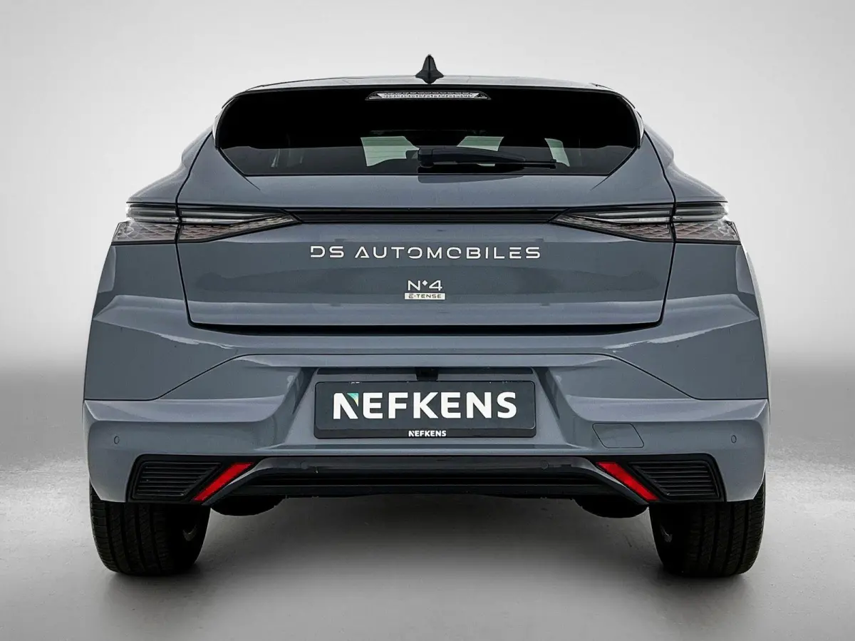 Ligne Business Comfort Pack 58.3 kWh | Automaat | Warmtepomp | Apple carplay | Android auto | Lederen bekleding | Elektrisch bedienbare stoelen | Elektrische achterklep | Lichtmetalen velgen