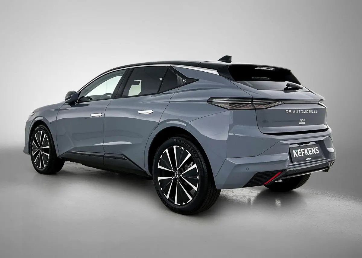 Ligne Business Comfort Pack 58.3 kWh | Automaat | Warmtepomp | Apple carplay | Android auto | Lederen bekleding | Elektrisch bedienbare stoelen | Elektrische achterklep | Lichtmetalen velgen