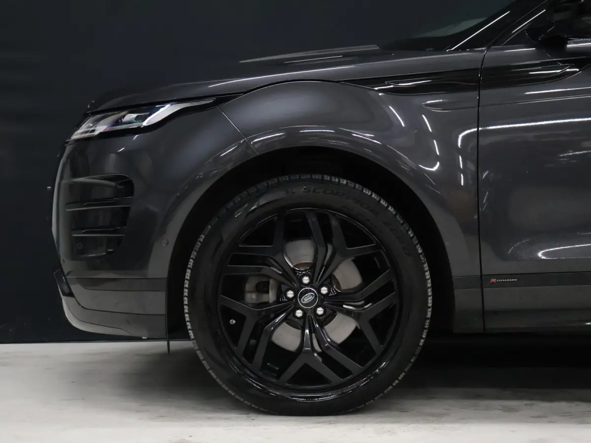 1.5 P300e AWD R-Dynamic HSE [TREKHAAK, SCHUIFKANTELDAK, CAMERA, PDC V+A, APPLE CARPLAY, ANDROID AUTO, MERIDIAN, ELECTRISCHE STOELEN, CRUISE CONTROL, NIEUWSTAAT]