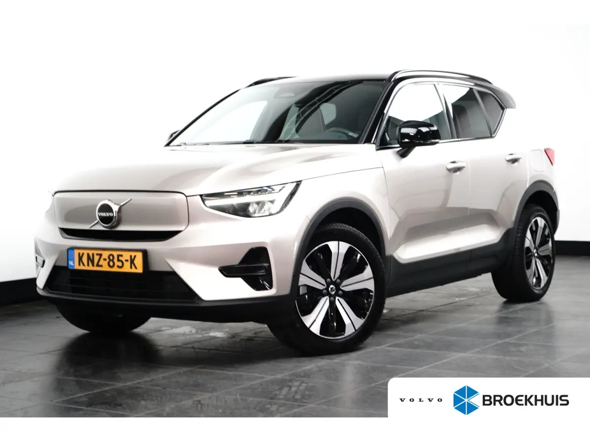 Single Motor 78KWH Pro | All Season | Keyless | Woolblend | Stoel- en stuurverwarming | 19" 5-spaaks Black/DC | 4 seizoenen banden | 5-Sitzer