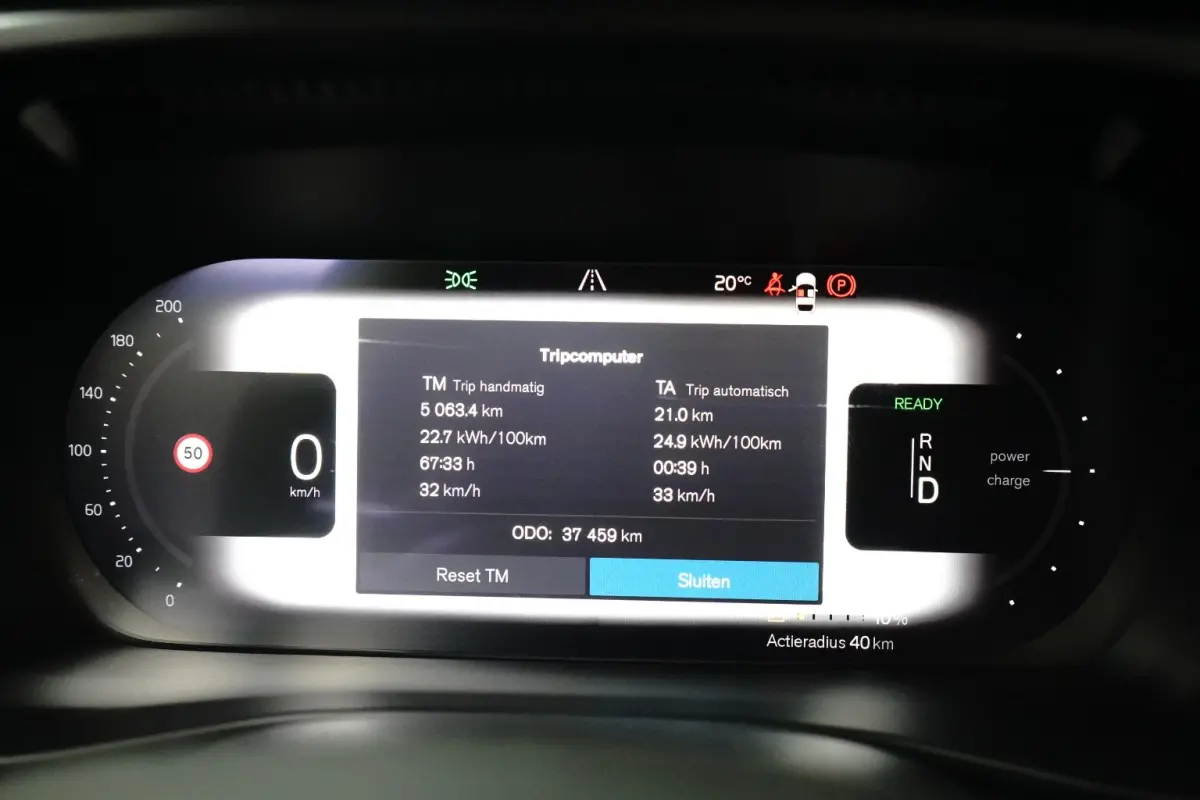 Single Motor 78KWH Pro | All Season | Keyless | Woolblend | Stoel- en stuurverwarming | 19" 5-spaaks Black/DC | 4 seizoenen banden | 5-Sitzer