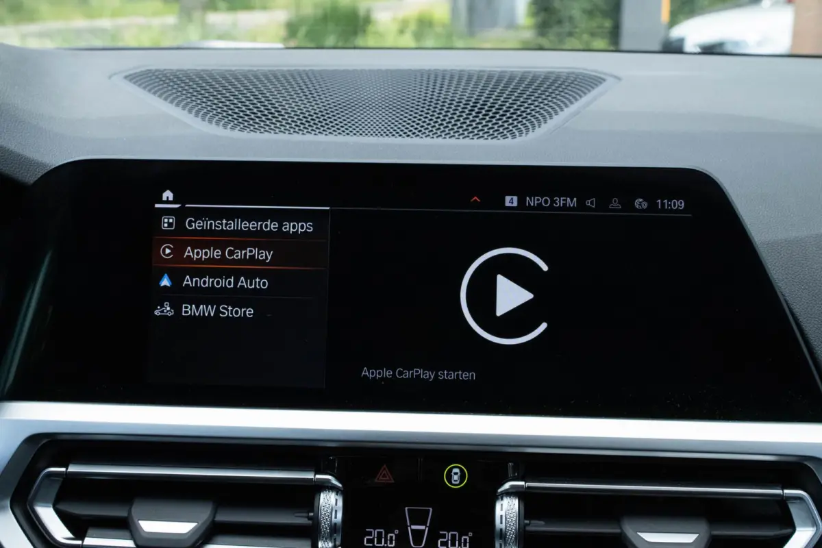 330E xDrive Sportline|Stuur+stoelverwarming|Trekhaak|Shadow Line|Adaptive Cruise|