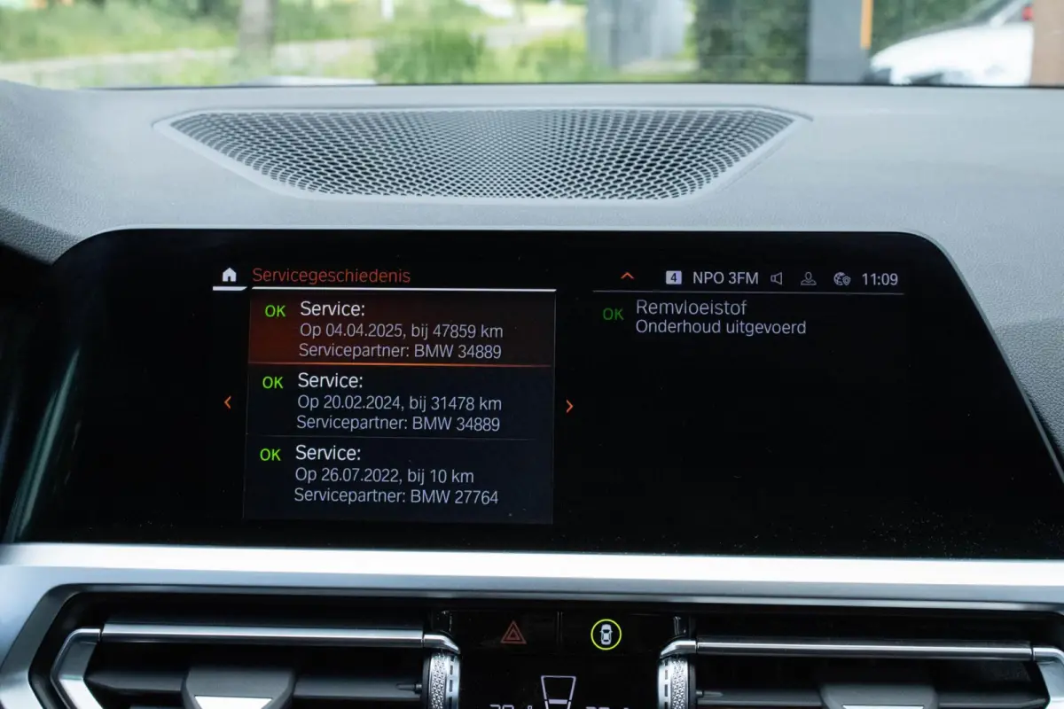 330E xDrive Sportline|Stuur+stoelverwarming|Trekhaak|Shadow Line|Adaptive Cruise|