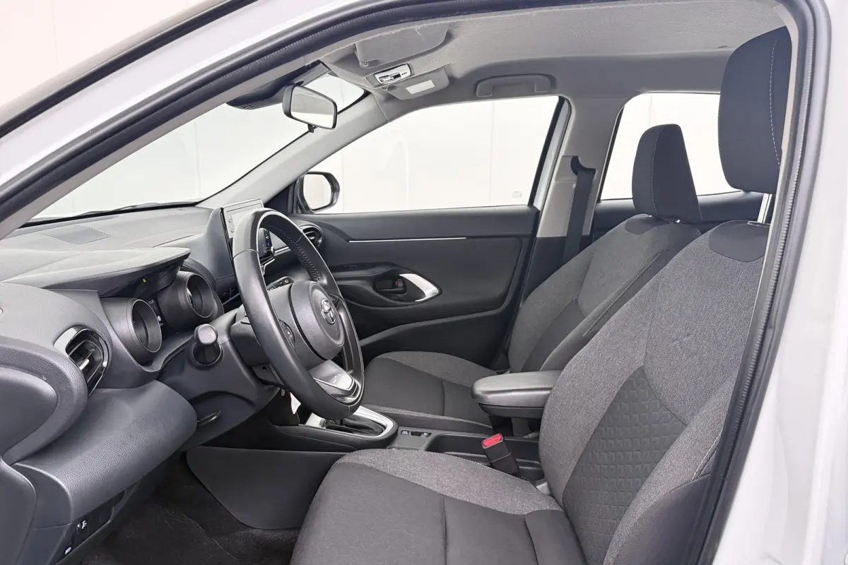 1.5 Aut. Hybrid Business Camera Adapt.Cruise Climate DAB