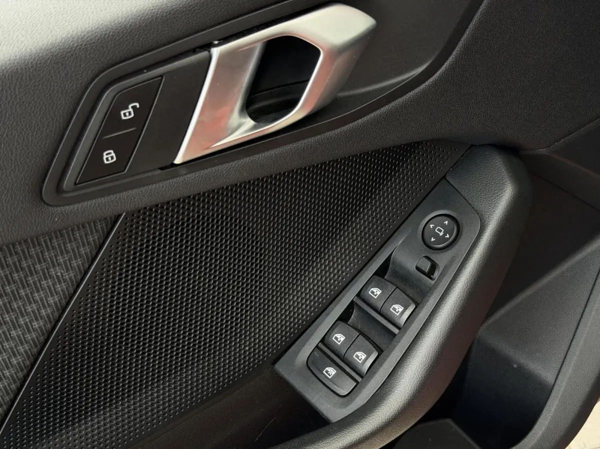 118i Executive | Pano | Carplay | Cruise