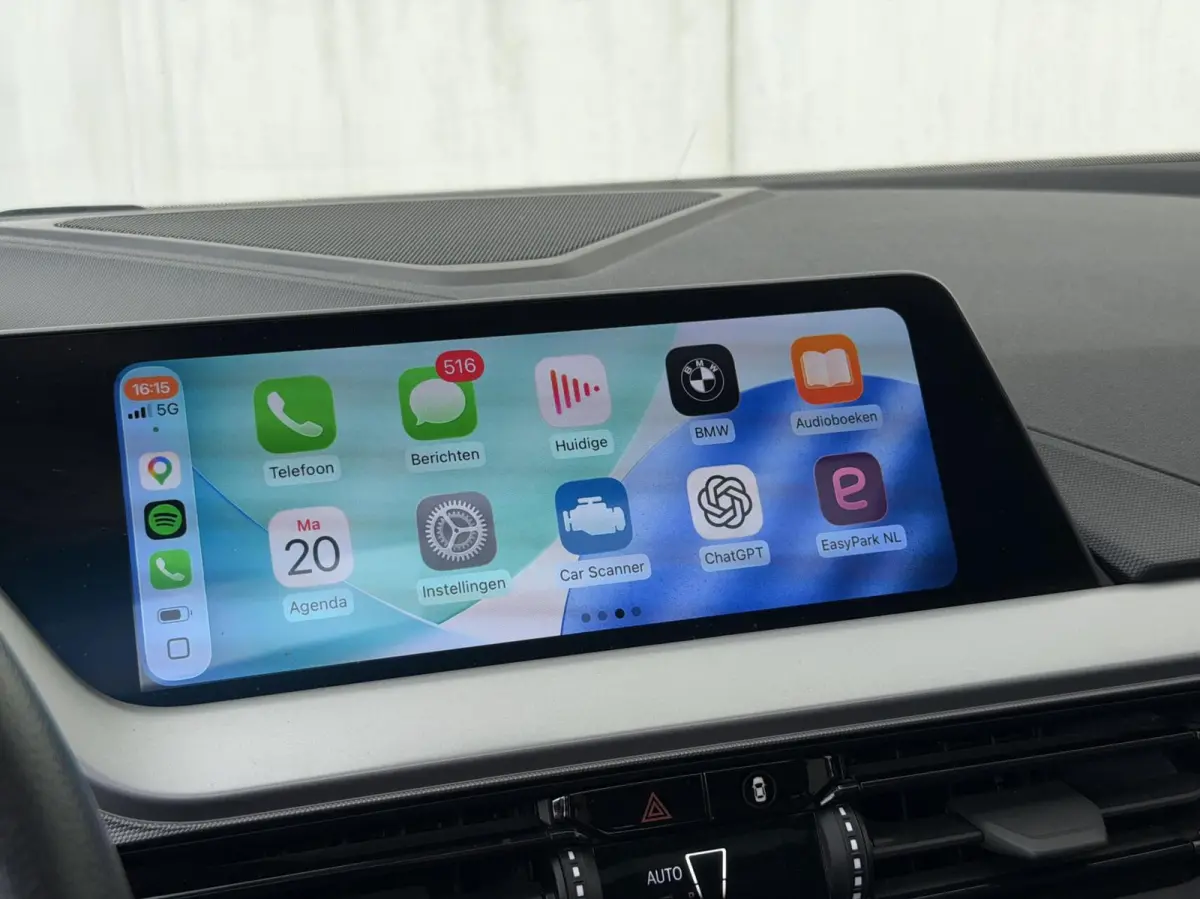 118i Executive | Pano | Carplay | Cruise