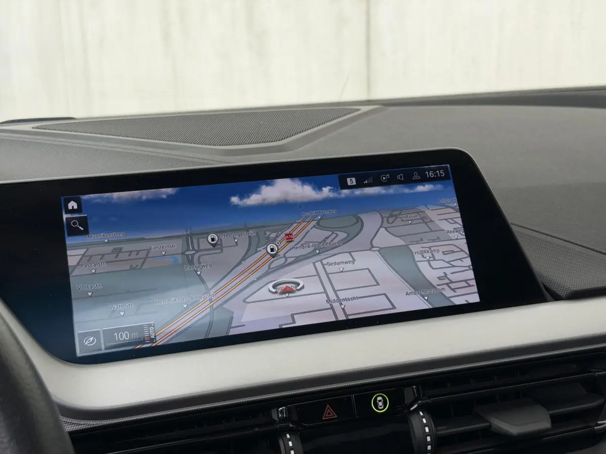 118i Executive | Pano | Carplay | Cruise