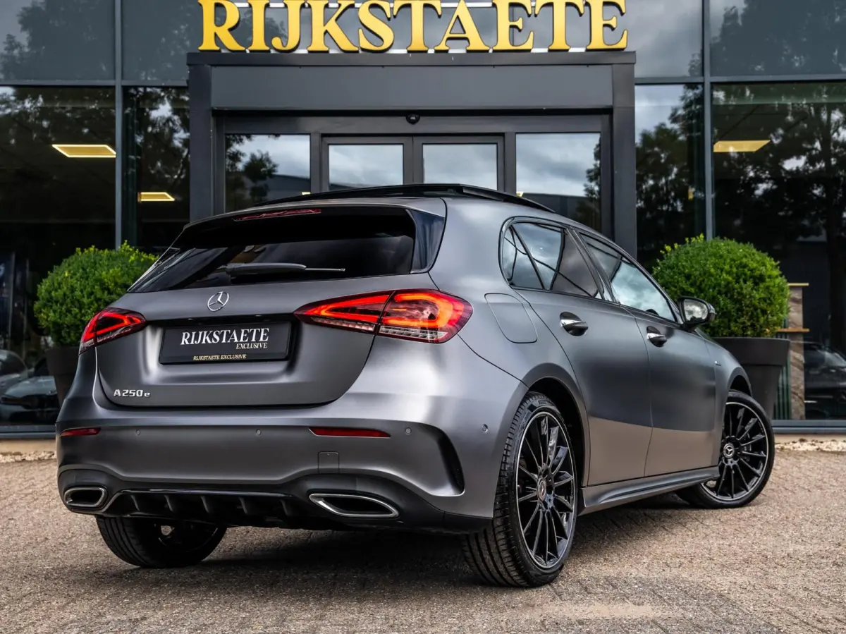 A250e Premium AMG|PANO|MEMORY|CAMERA|19''