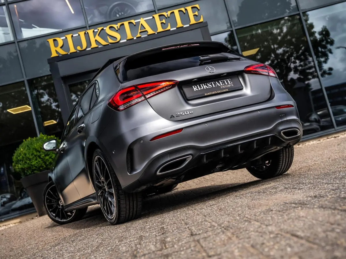 A250e Premium AMG|PANO|MEMORY|CAMERA|19''