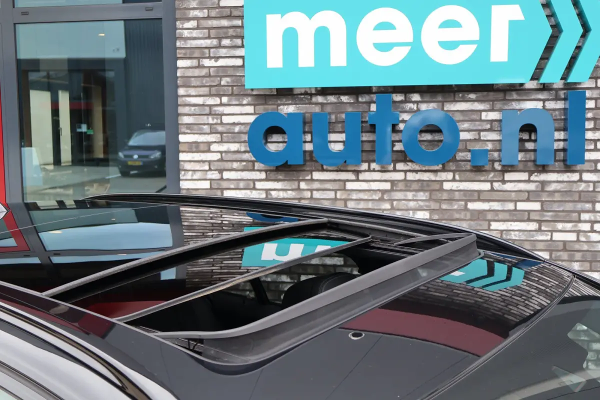 530e M-SPORT PANO l H/K l SFEER l LED l CARPLAY l LEDER l ORG.NL l DEALER OH l 1e EIG l NAP l BTW