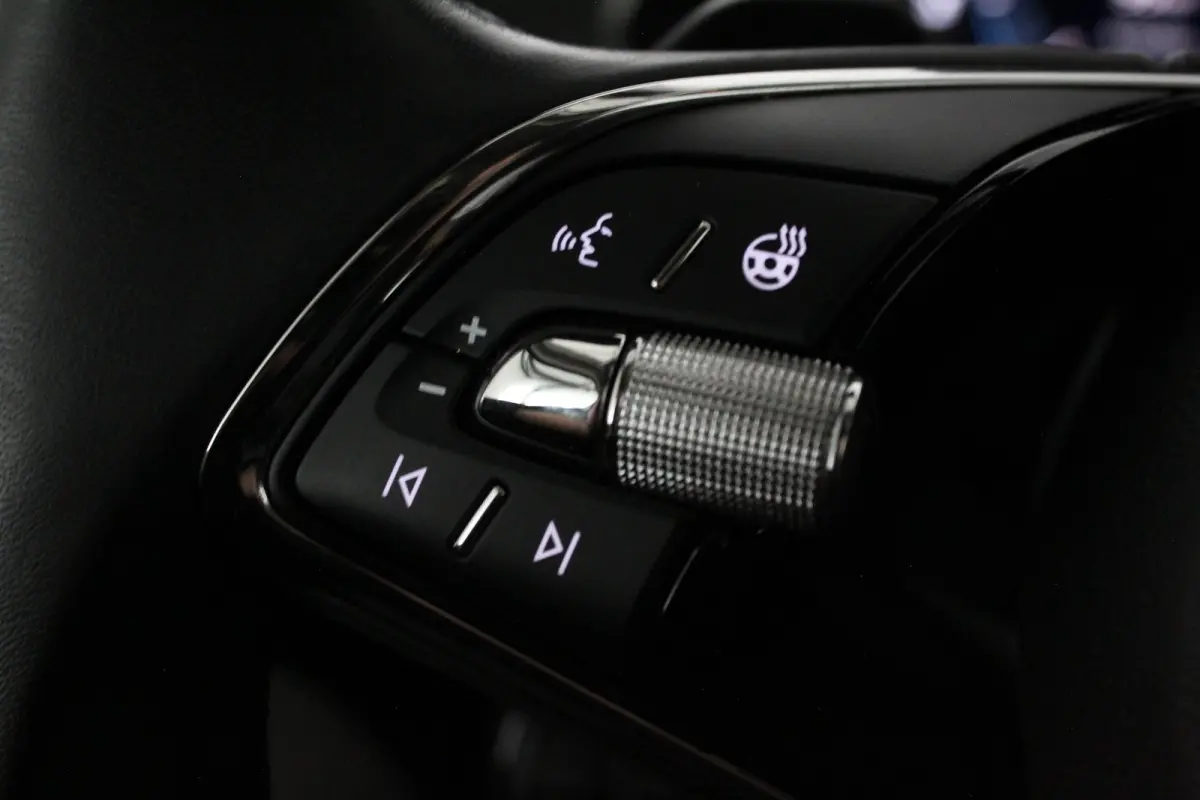 1.5 e-TSI Tour Editie > Trekhaak/ACC/18 inch/Keyless/All season banden