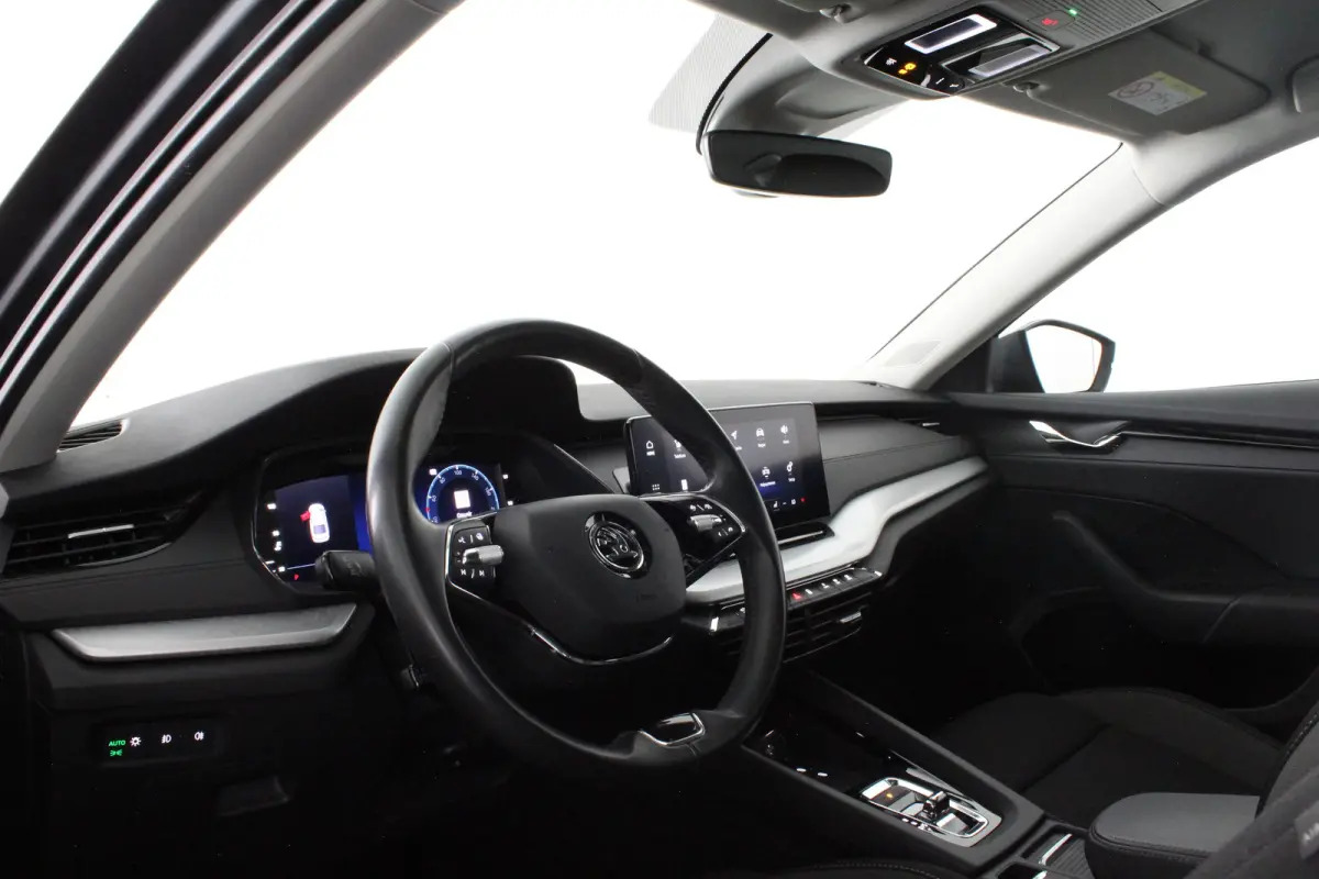 1.5 e-TSI Tour Editie > Trekhaak/ACC/18 inch/Keyless/All season banden