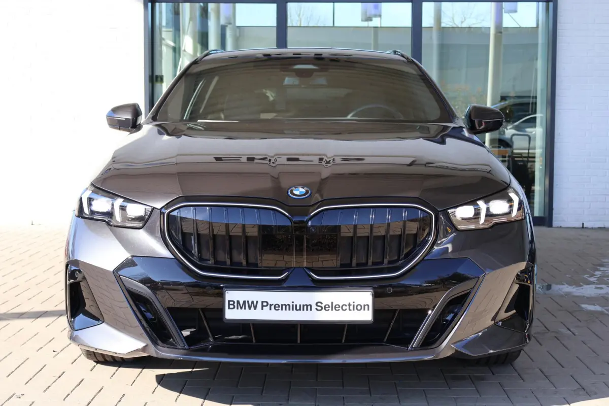 530e | M Sport Pro | Driving Assistant Plus | Innovation Pack | Travel Pack