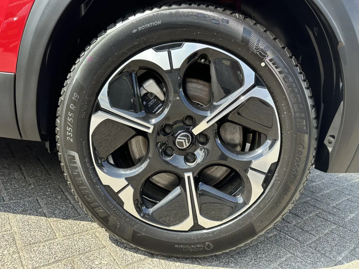 225pk Plug-In Hybrid MAX (Trekhaak - Elektrische Klep - Leder incl verwarming/geheugen - Adaptieve Cruise Controle - Keyless Entry - Camera V+A - Parkeersensoren V+A - LED)