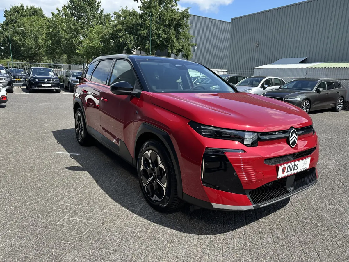 225pk Plug-In Hybrid MAX (Trekhaak - Elektrische Klep - Leder incl verwarming/geheugen - Adaptieve Cruise Controle - Keyless Entry - Camera V+A - Parkeersensoren V+A - LED)