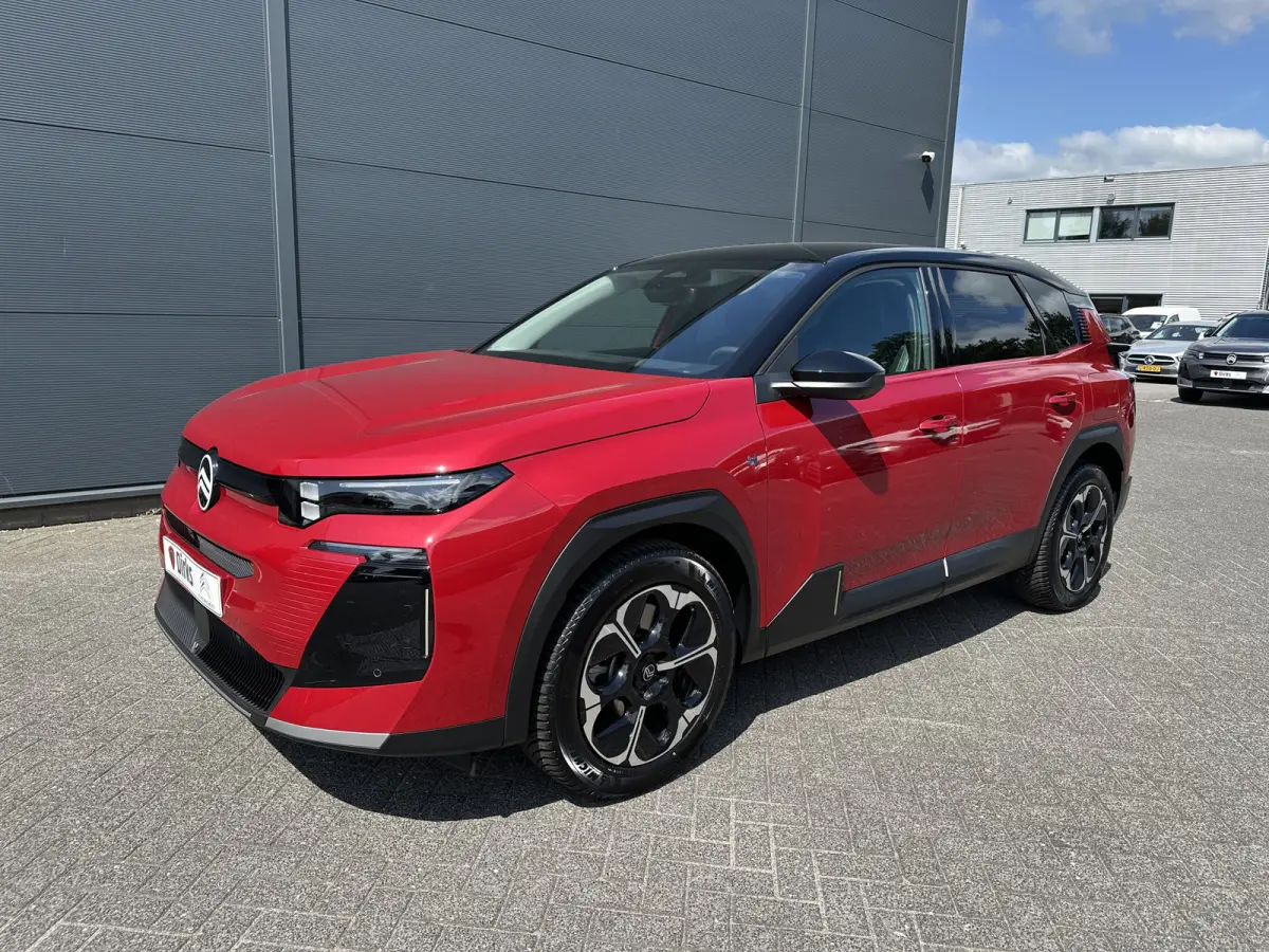 225pk Plug-In Hybrid MAX (Trekhaak - Elektrische Klep - Leder incl verwarming/geheugen - Adaptieve Cruise Controle - Keyless Entry - Camera V+A - Parkeersensoren V+A - LED)