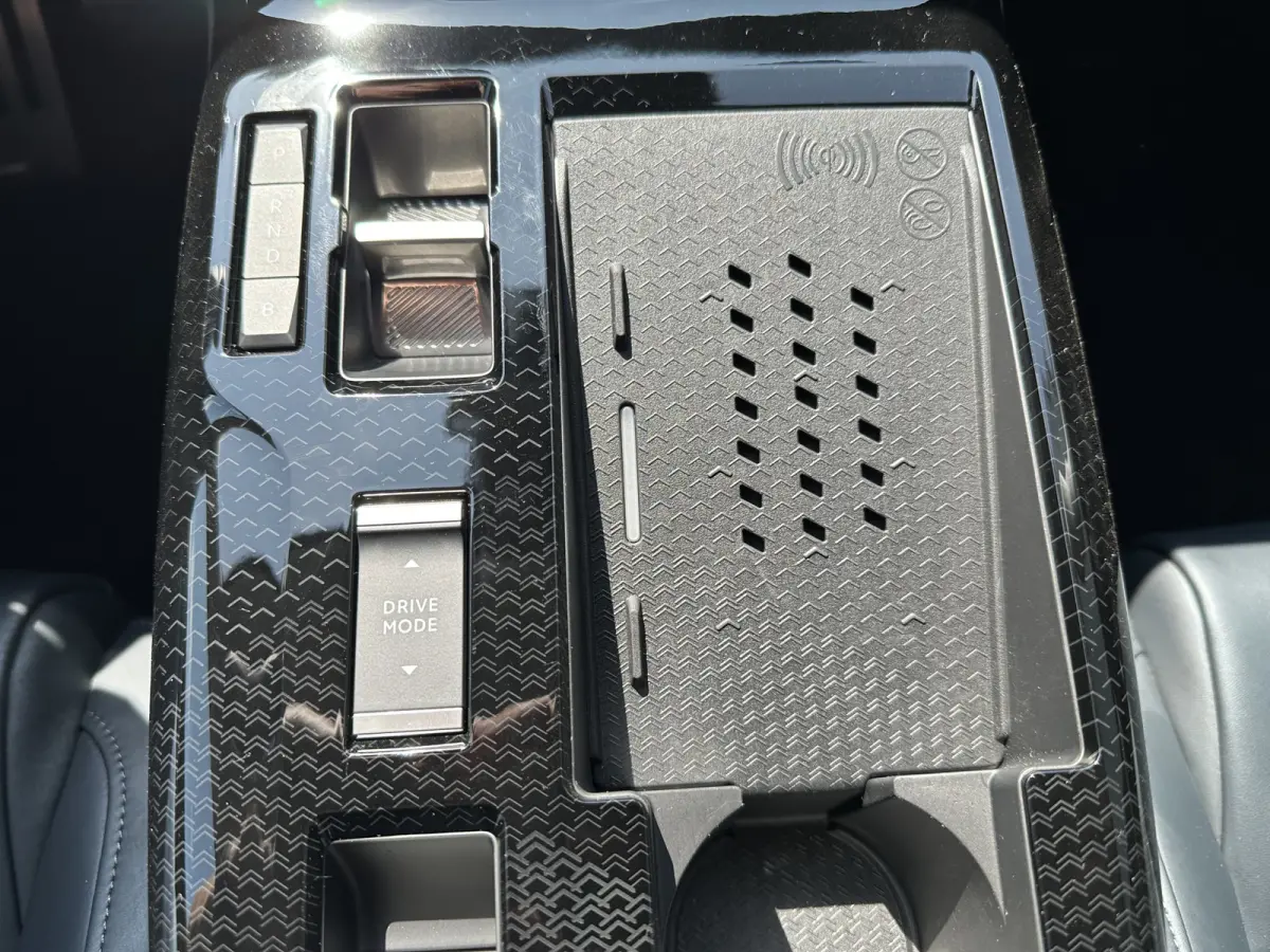 225pk Plug-In Hybrid MAX (Trekhaak - Elektrische Klep - Leder incl verwarming/geheugen - Adaptieve Cruise Controle - Keyless Entry - Camera V+A - Parkeersensoren V+A - LED)