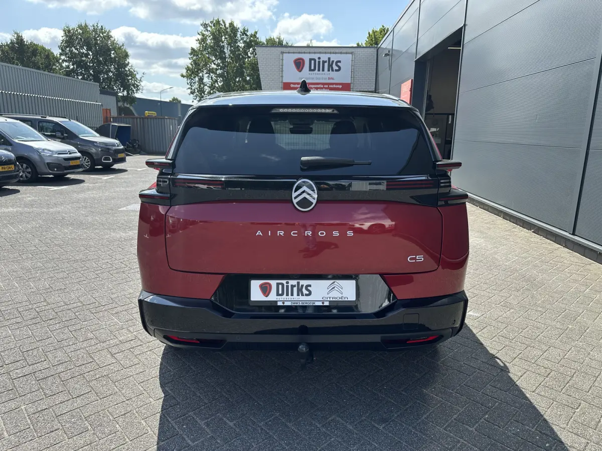 225pk Plug-In Hybrid MAX (Trekhaak - Elektrische Klep - Leder incl verwarming/geheugen - Adaptieve Cruise Controle - Keyless Entry - Camera V+A - Parkeersensoren V+A - LED)