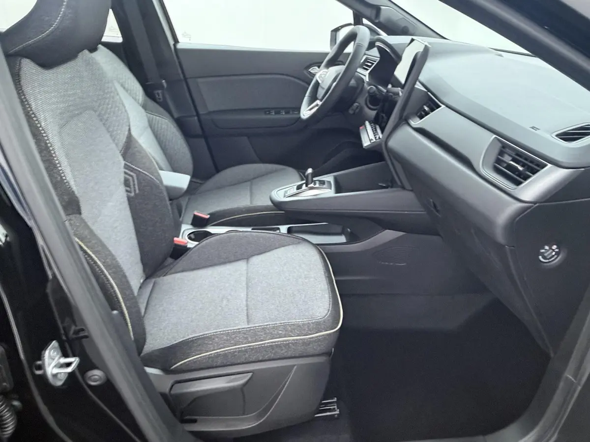techno full hybrid E-Tech 160 | Pack winter | Pack advanced driving assist |