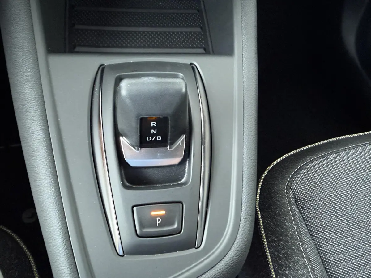 techno full hybrid E-Tech 160 | Pack winter | Pack advanced driving assist |
