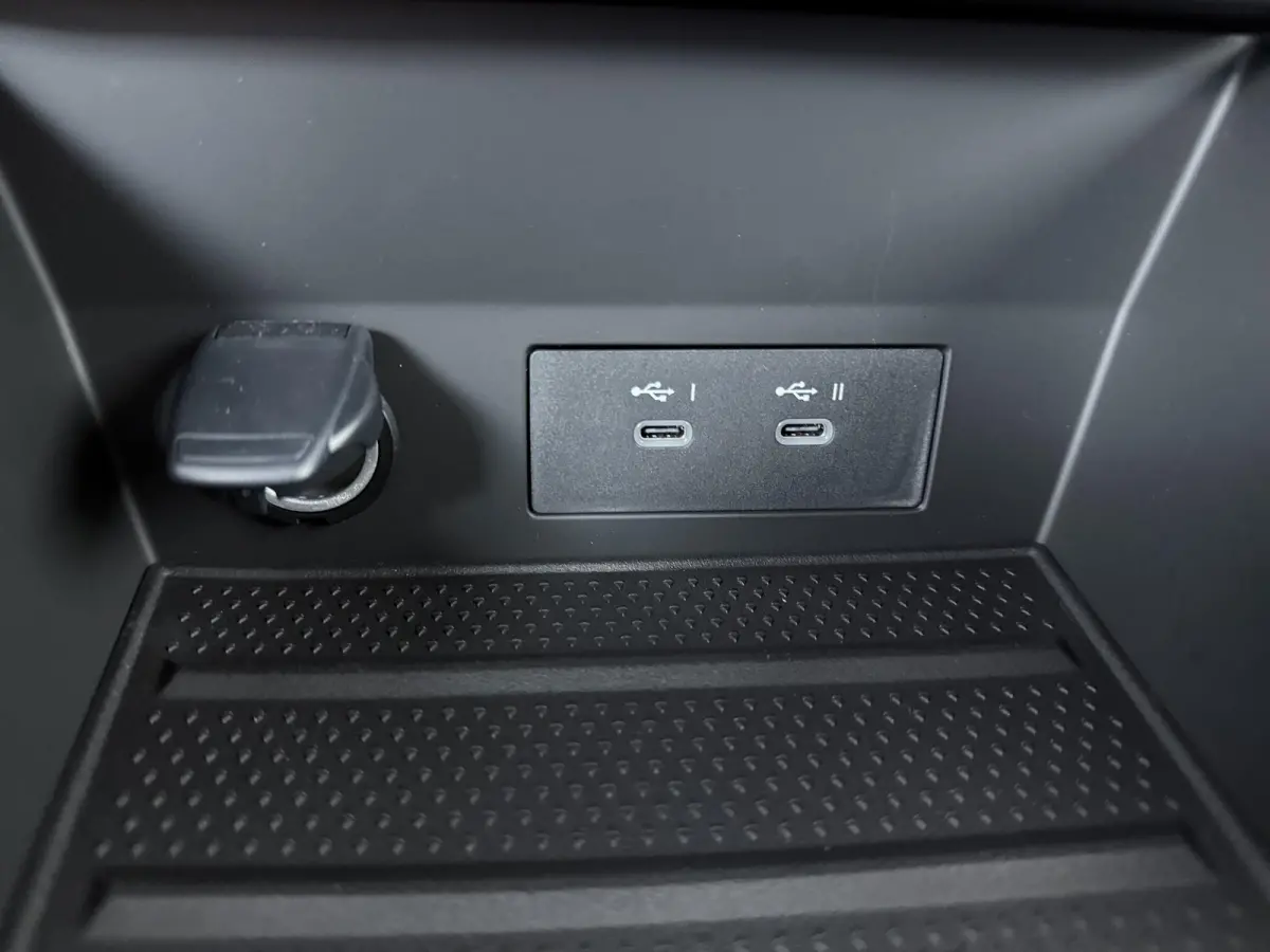 techno full hybrid E-Tech 160 | Pack winter | Pack advanced driving assist |