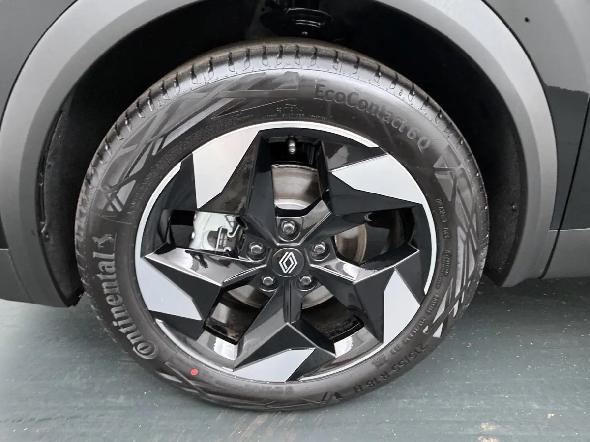 techno full hybrid E-Tech 160 | Pack winter | Pack advanced driving assist |