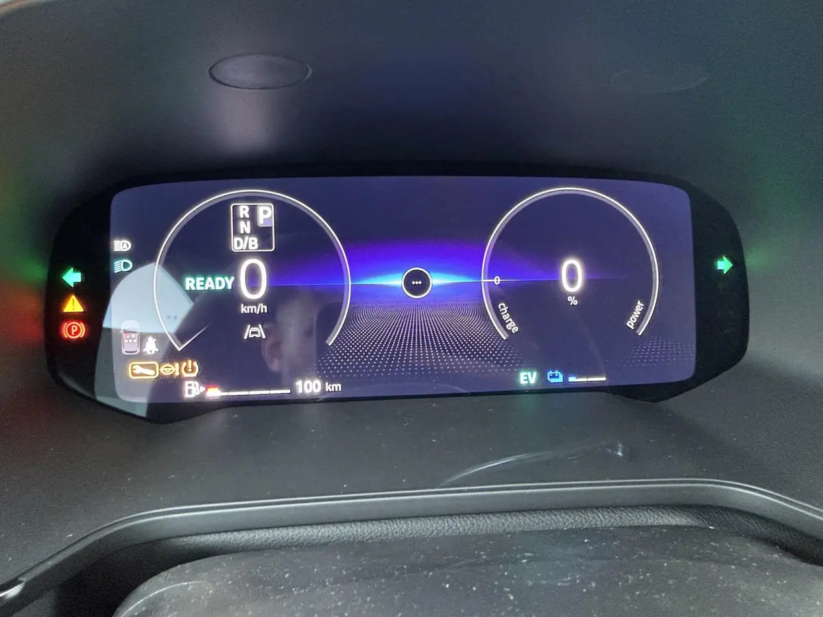 techno full hybrid E-Tech 160 | Pack winter | Pack advanced driving assist |