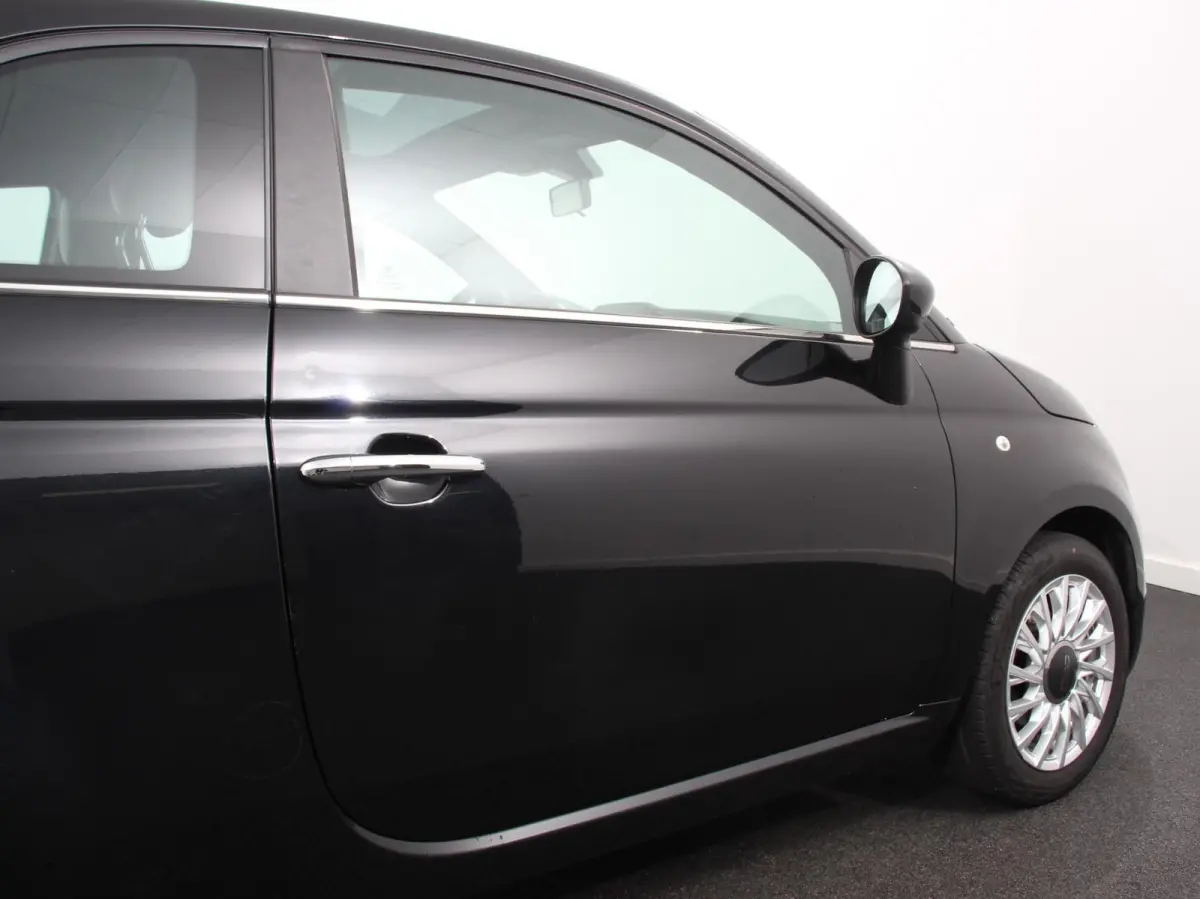1.0 Hybrid Dolcevita Finale Panorama dak Cruise Control Climate Control Dab Digitale Cockpit Navigatie Apple Carplay/Android Auto Parkeer Sensoren  Lichtmetalen Velgen Cruise Control