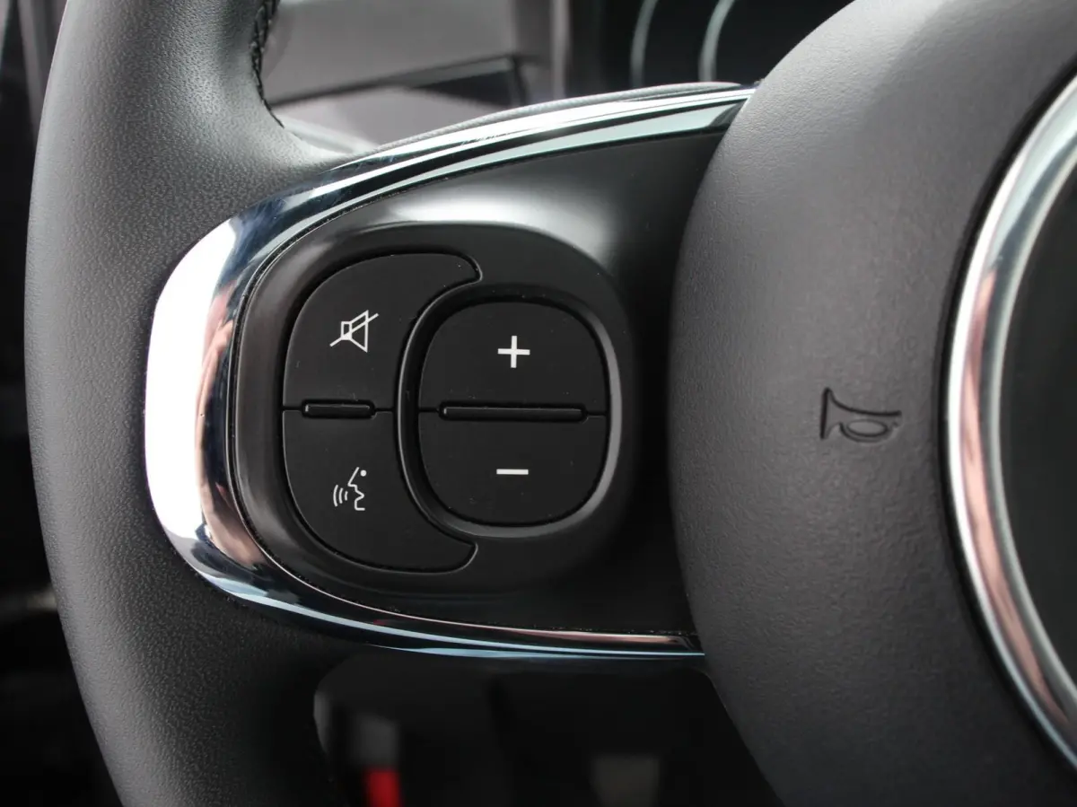 1.0 Hybrid Dolcevita Finale Panorama dak Cruise Control Climate Control Dab Digitale Cockpit Navigatie Apple Carplay/Android Auto Parkeer Sensoren  Lichtmetalen Velgen Cruise Control