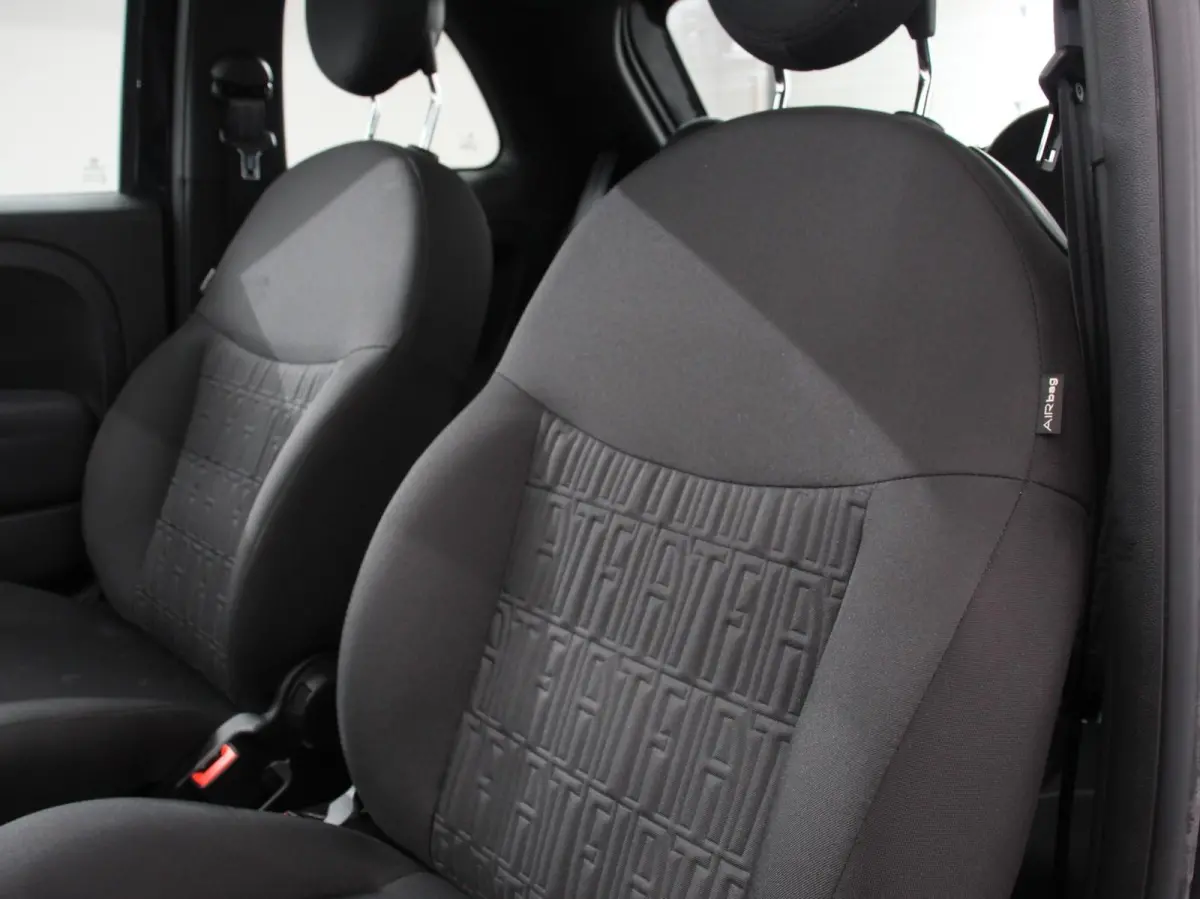 1.0 Hybrid Dolcevita Finale Panorama dak Cruise Control Climate Control Dab Digitale Cockpit Navigatie Apple Carplay/Android Auto Parkeer Sensoren  Lichtmetalen Velgen Cruise Control
