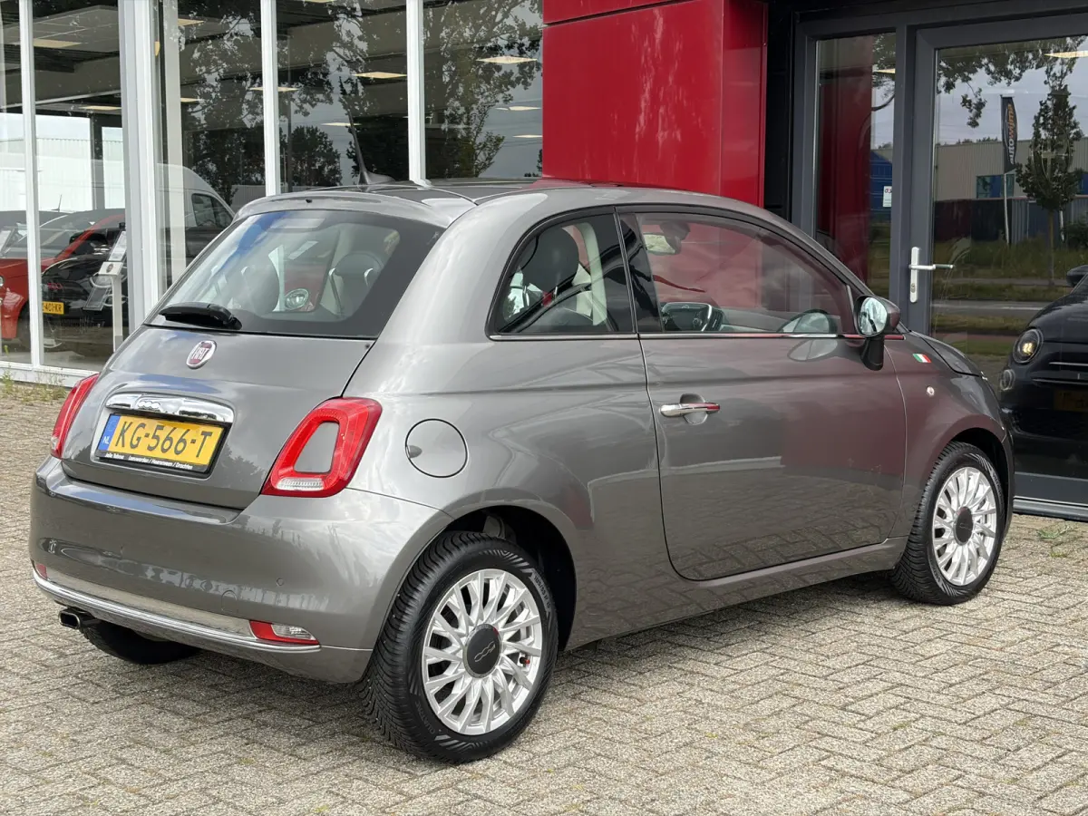 TwinAir Turbo Lounge | Climate Control | Navigatie | Parkeersensoren | All-season banden